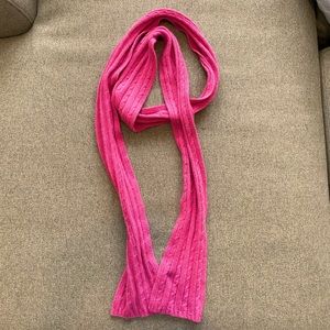 Cable knit scarf